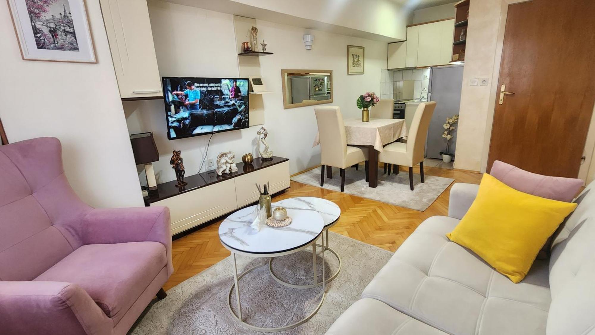 Apartment 88, Self Check-In, Free Parking Üsküp Dış mekan fotoğraf