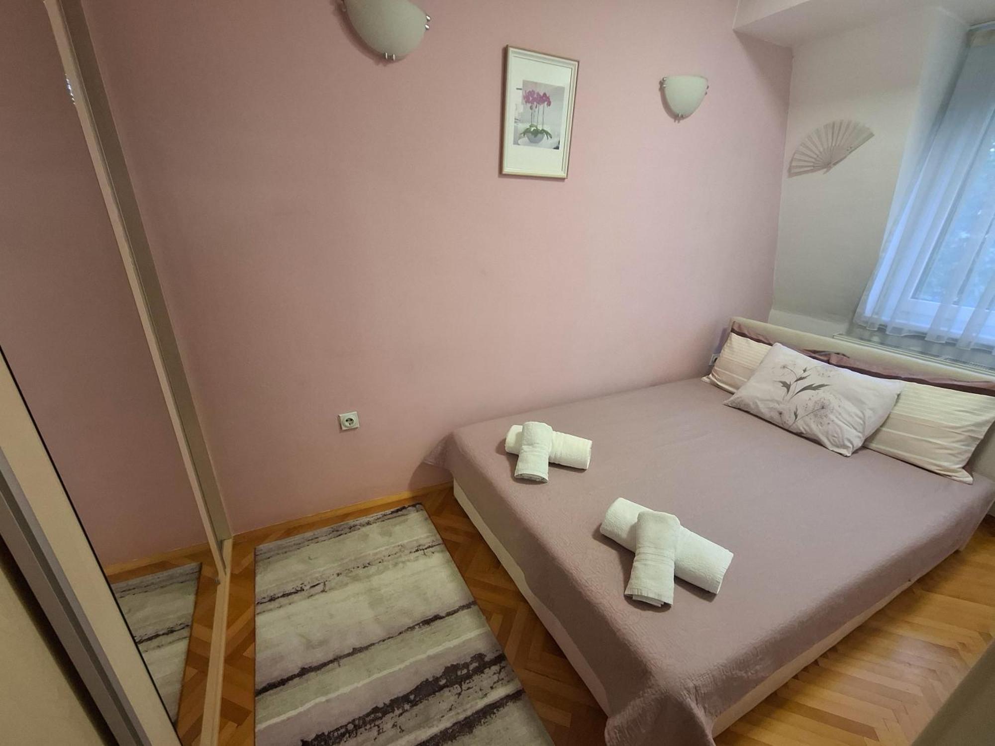 Apartment 88, Self Check-In, Free Parking Üsküp Dış mekan fotoğraf